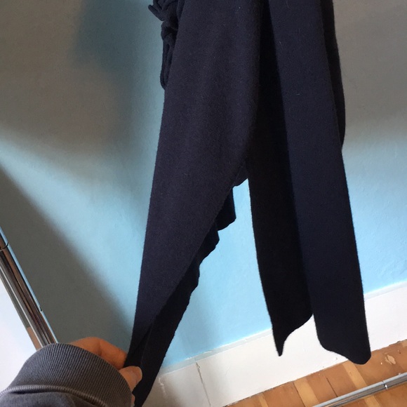 Navy Keepsake turtleneck sweater with ruffle - Picture 6 of 6